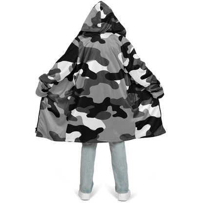 Gray Black & White Camo Cloak With a Zipper